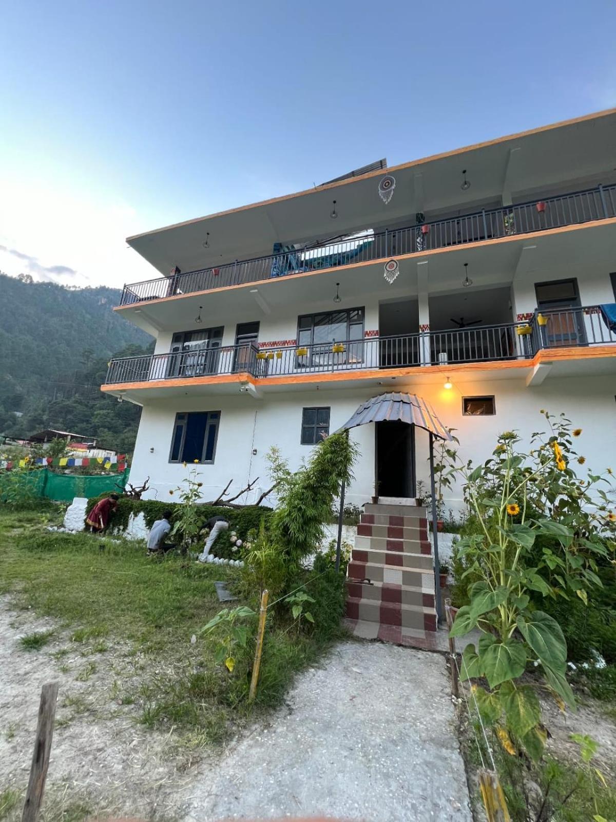 Himtrek Stay Kasol Exterior foto