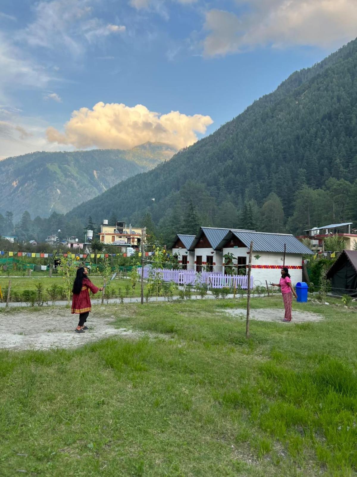 Himtrek Stay Kasol Exterior foto