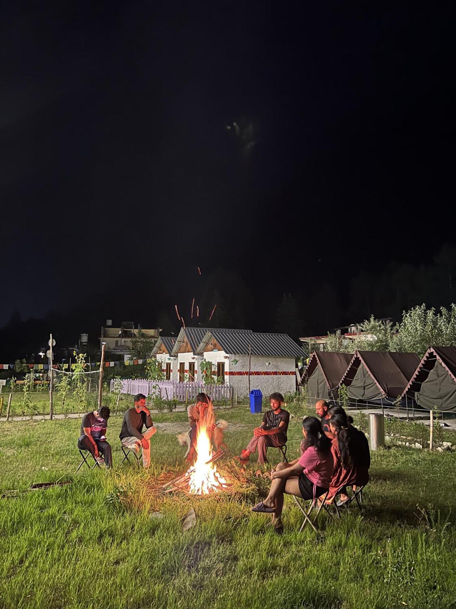 Himtrek Stay Kasol Exterior foto